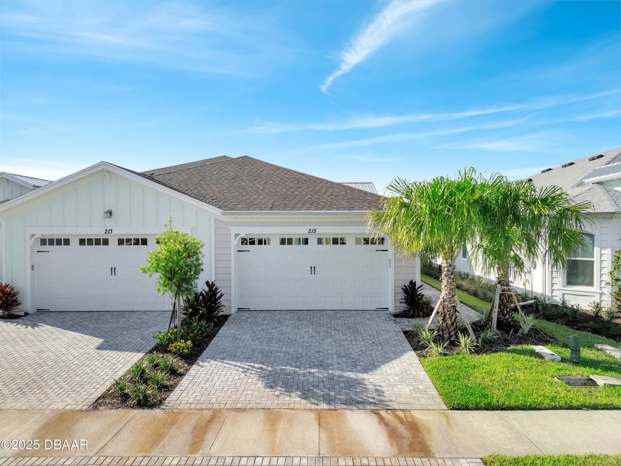 215 Summertime Pl - Photo 2 of 50