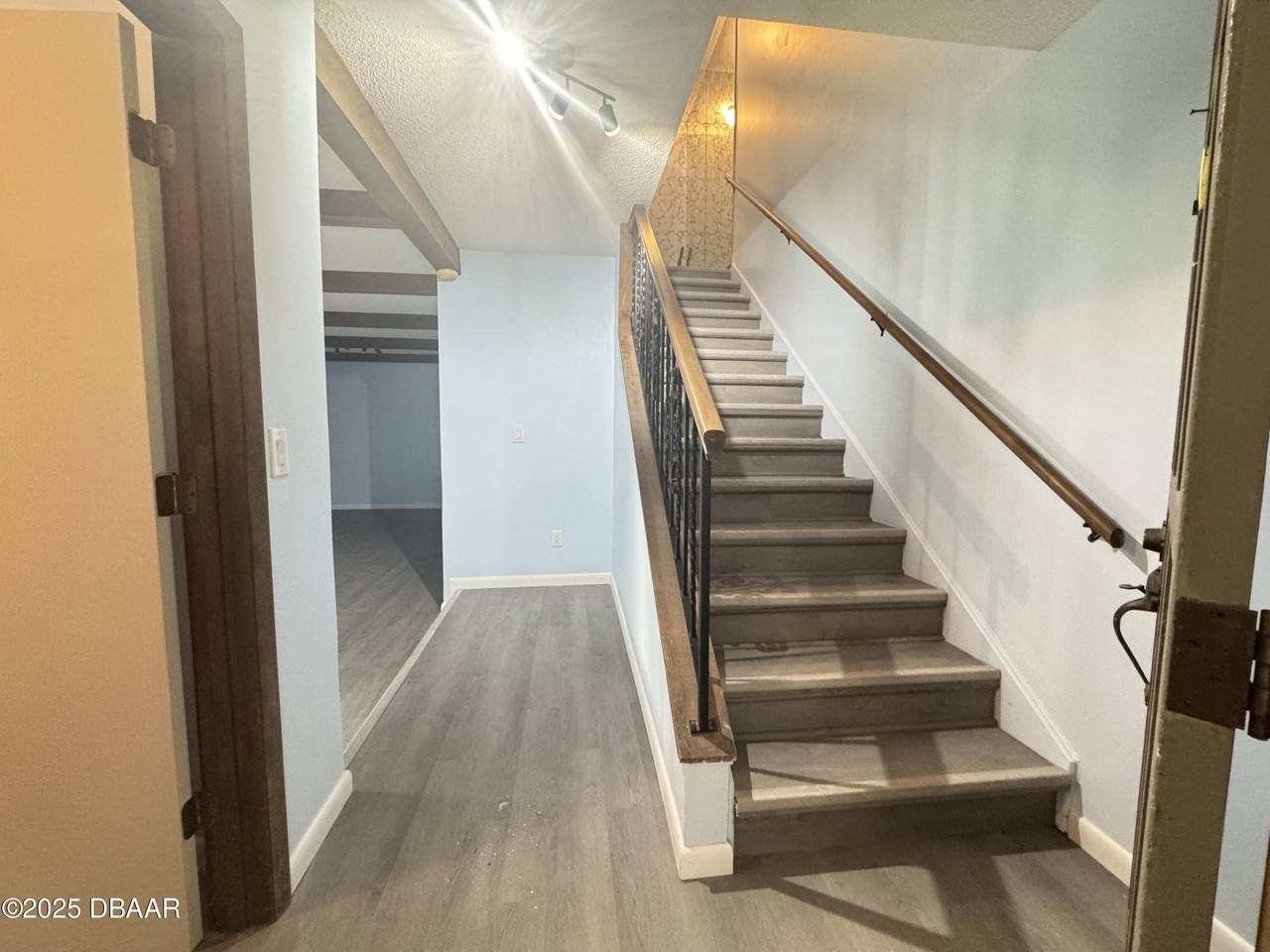 5 Timberline Trl Unit B #B - Photo 2 of 27