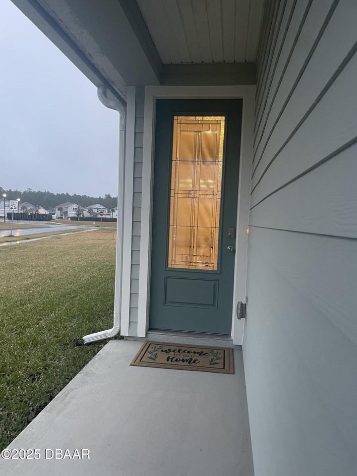 181 Thistleton Way - Photo 3 of 31