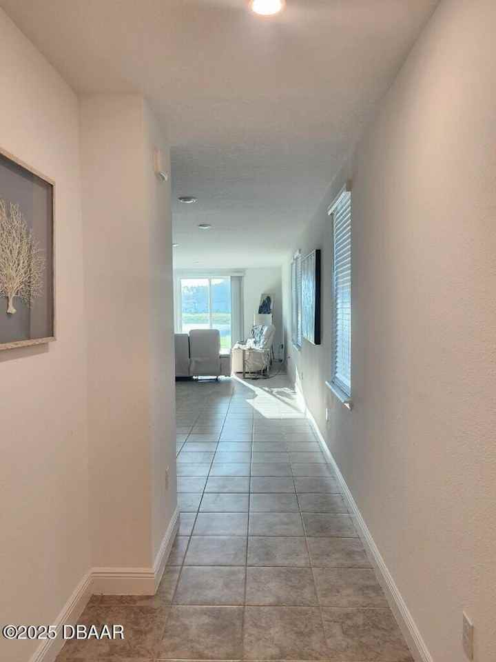 112 Links Terrace Blvd - Photo 4 of 15