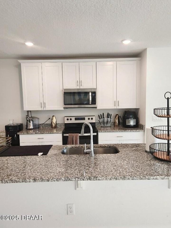 112 Links Terrace Blvd - Photo 6 of 15