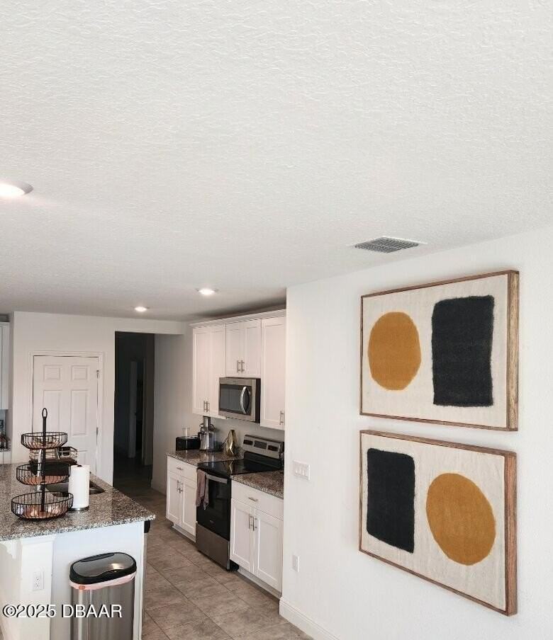 112 Links Terrace Blvd - Photo 7 of 15