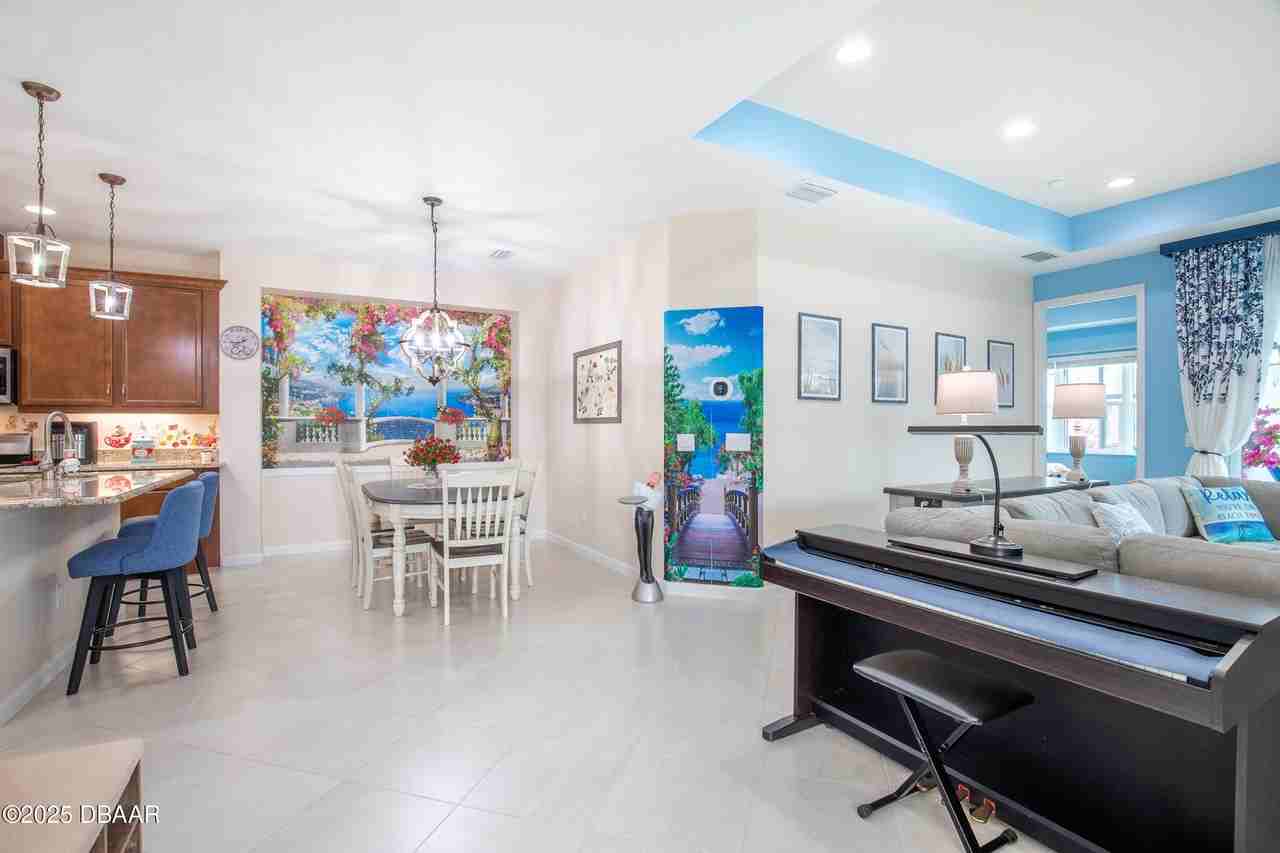 614 Coral Reef Way - Photo 6 of 45