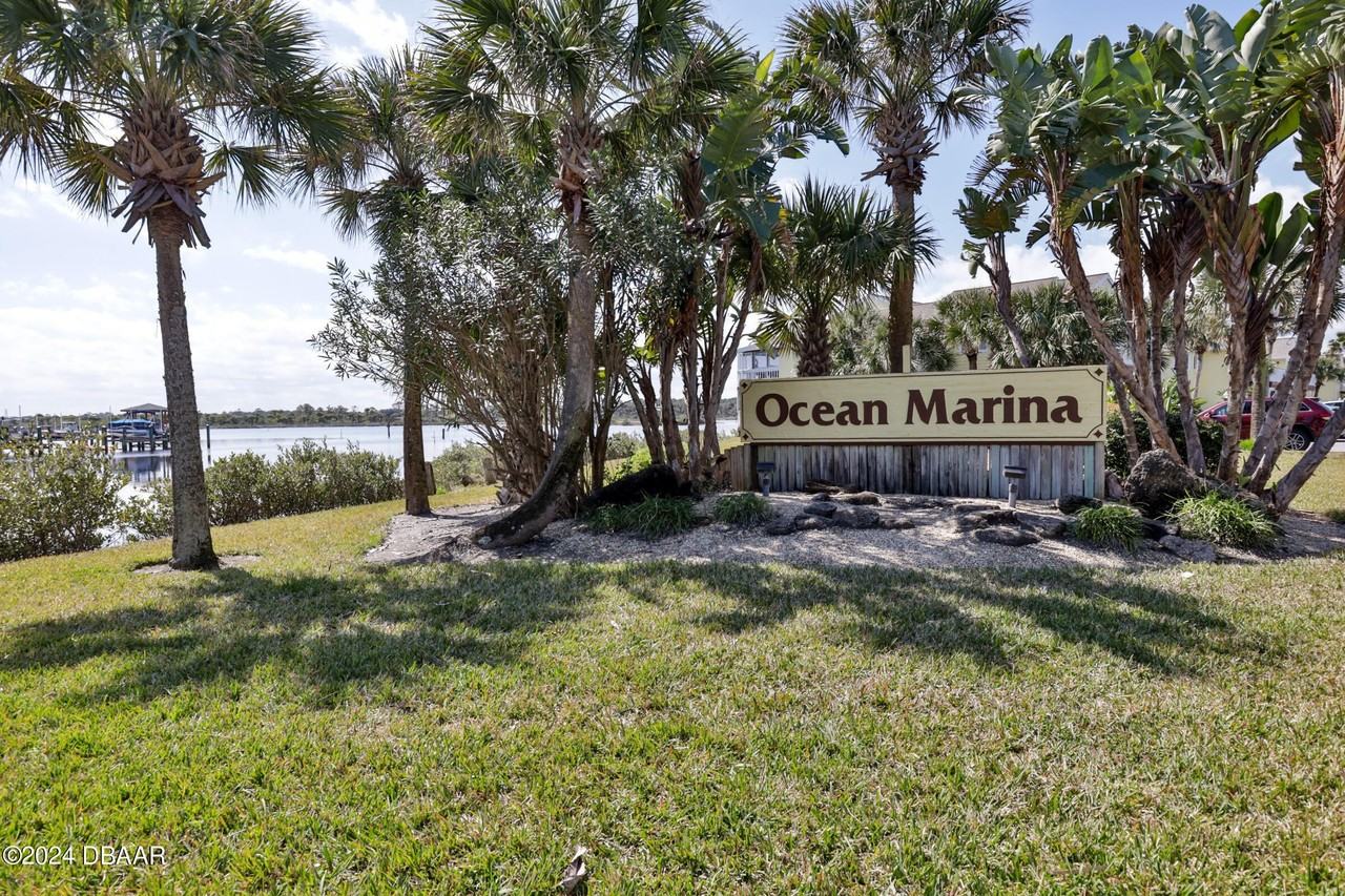 906 Ocean Marina Dr - Photo 6 of 35