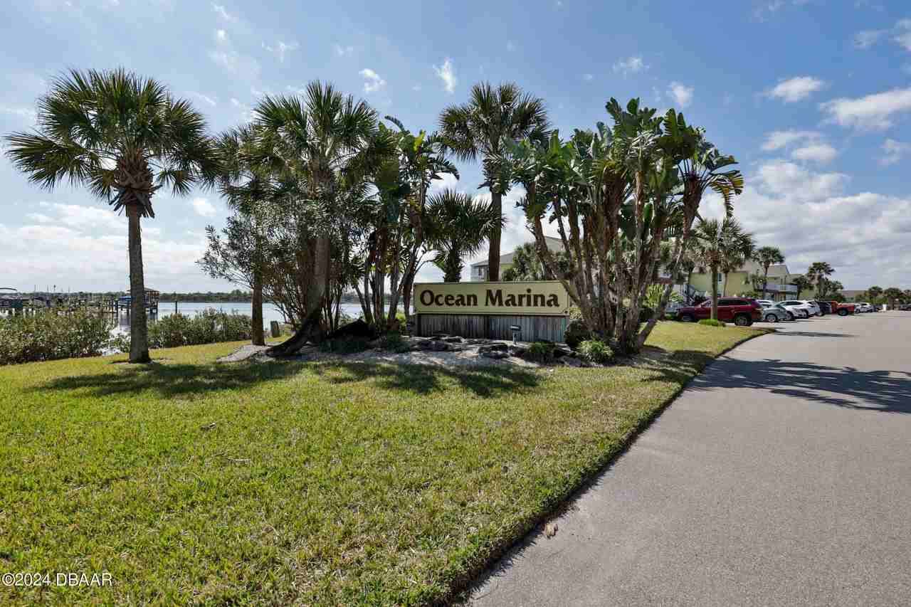 906 Ocean Marina Dr - Photo 7 of 35