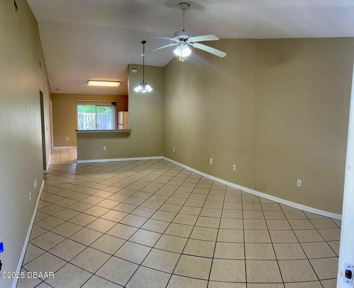 21 Wellwood Lane #A - Photo 2 of 6