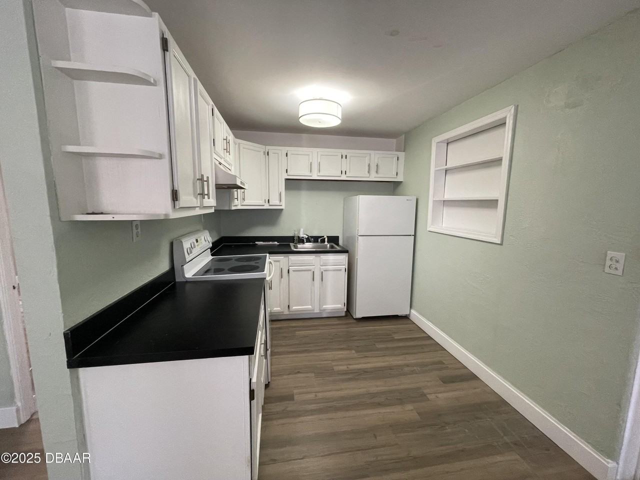 66 River Drive - Photo 7 of 23