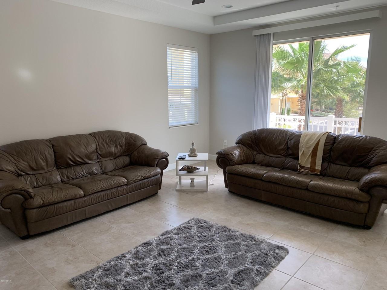 1296 Bolton Place - Photo 4 of 22