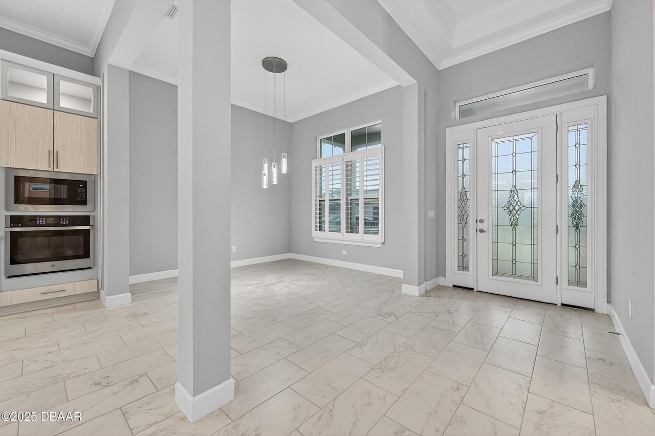 53 Marden Dr - Photo 6 of 38