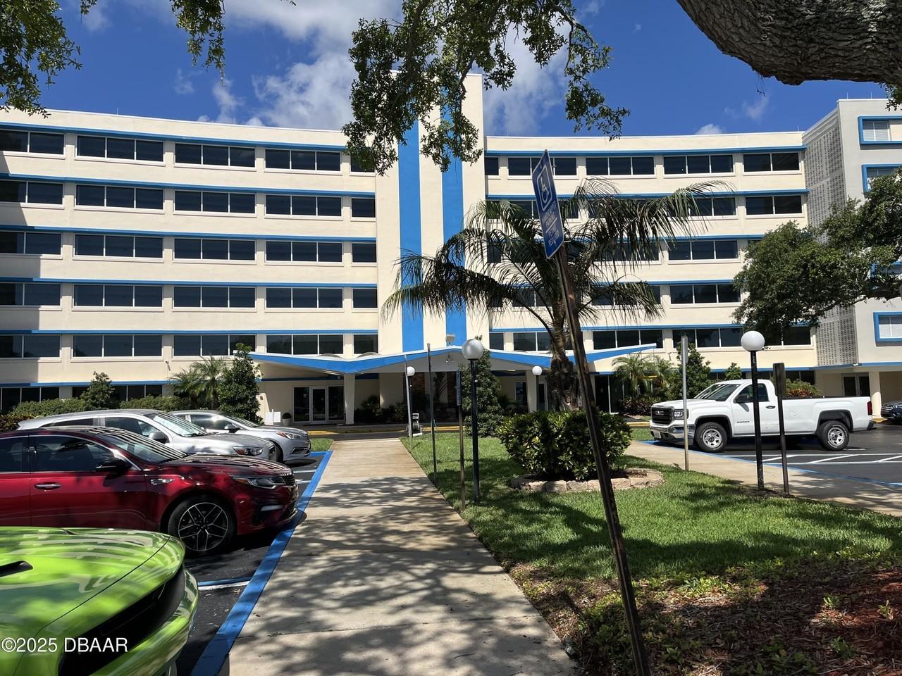 1224 S Peninsula Dr Apt 201 #201