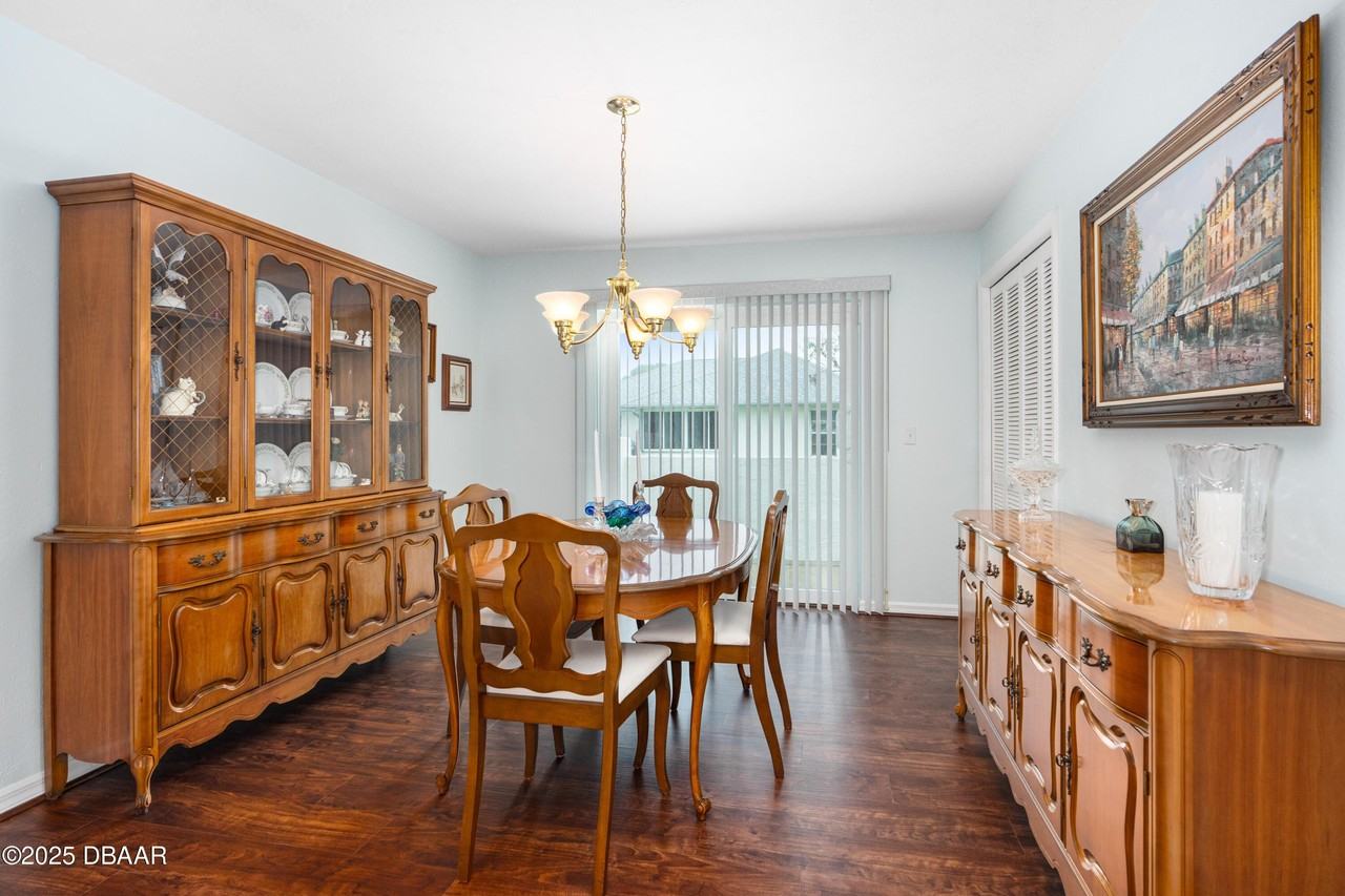 4584 Barnacle Dr - Photo 3 of 34