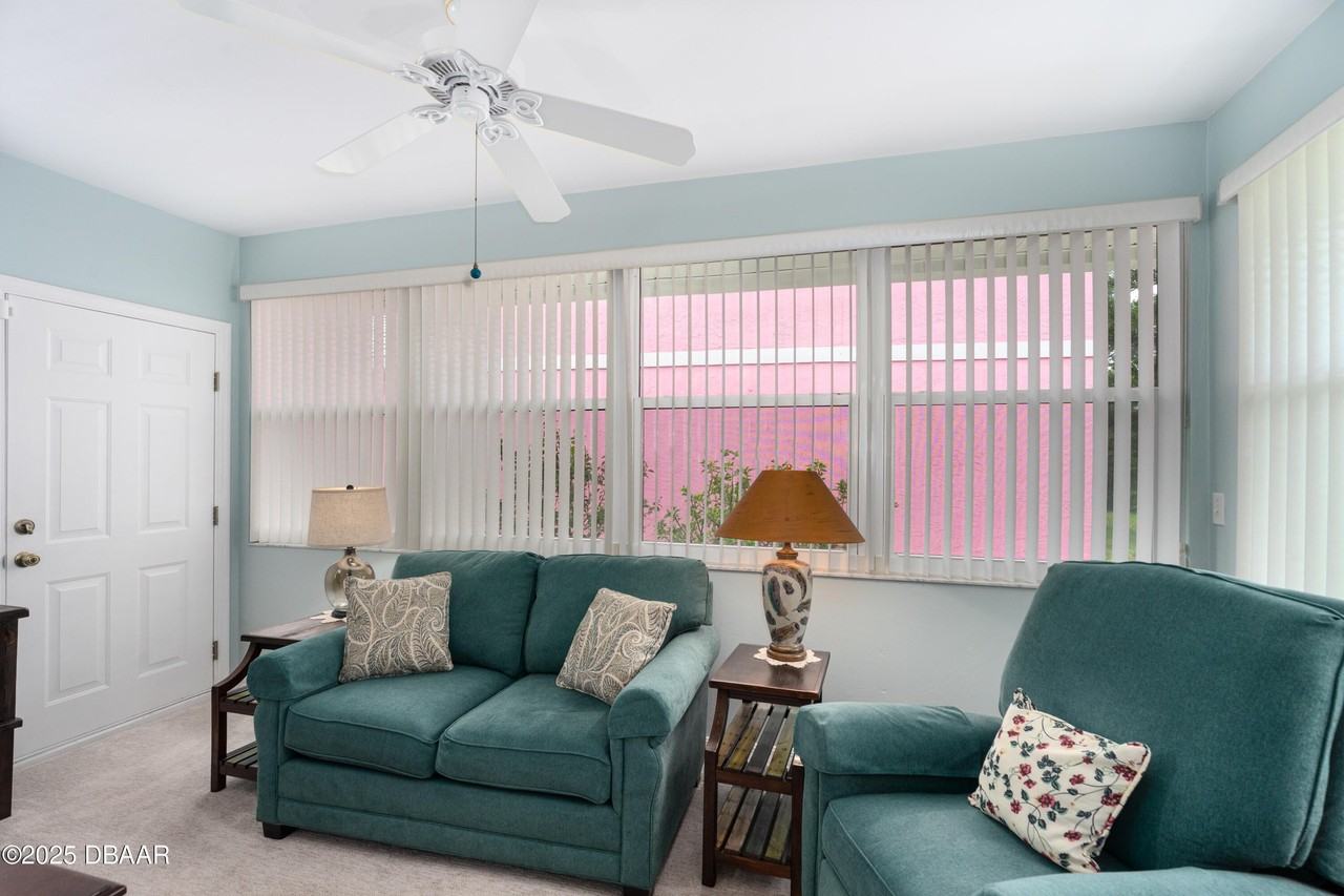 4584 Barnacle Dr - Photo 6 of 34