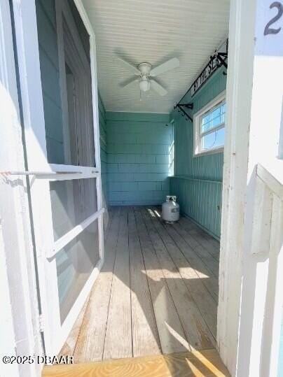 409 Poinsettia Rd Apt 2 #2 - Photo 3 of 15