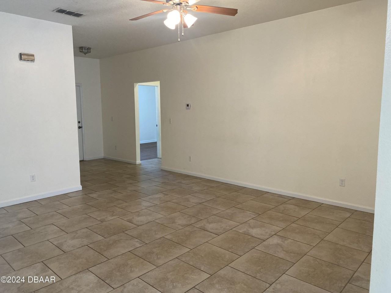 1936 Cove Point Rd - Photo 6 of 19