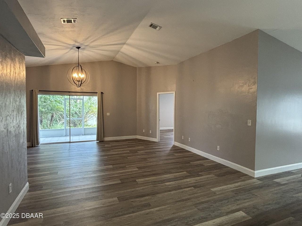 5426 Landis Avenue - Photo 3 of 30