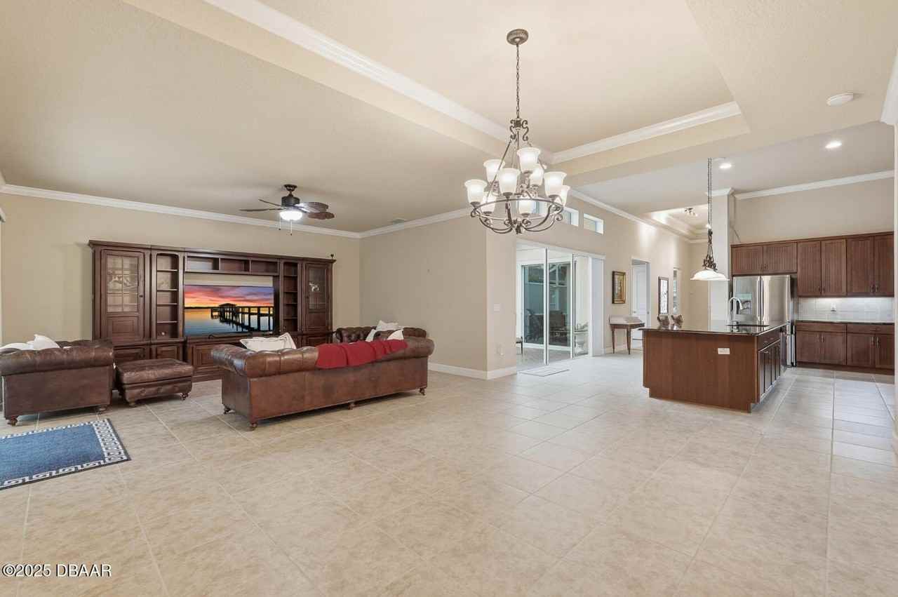 341 Chelsea Place Ave - Photo 6 of 43