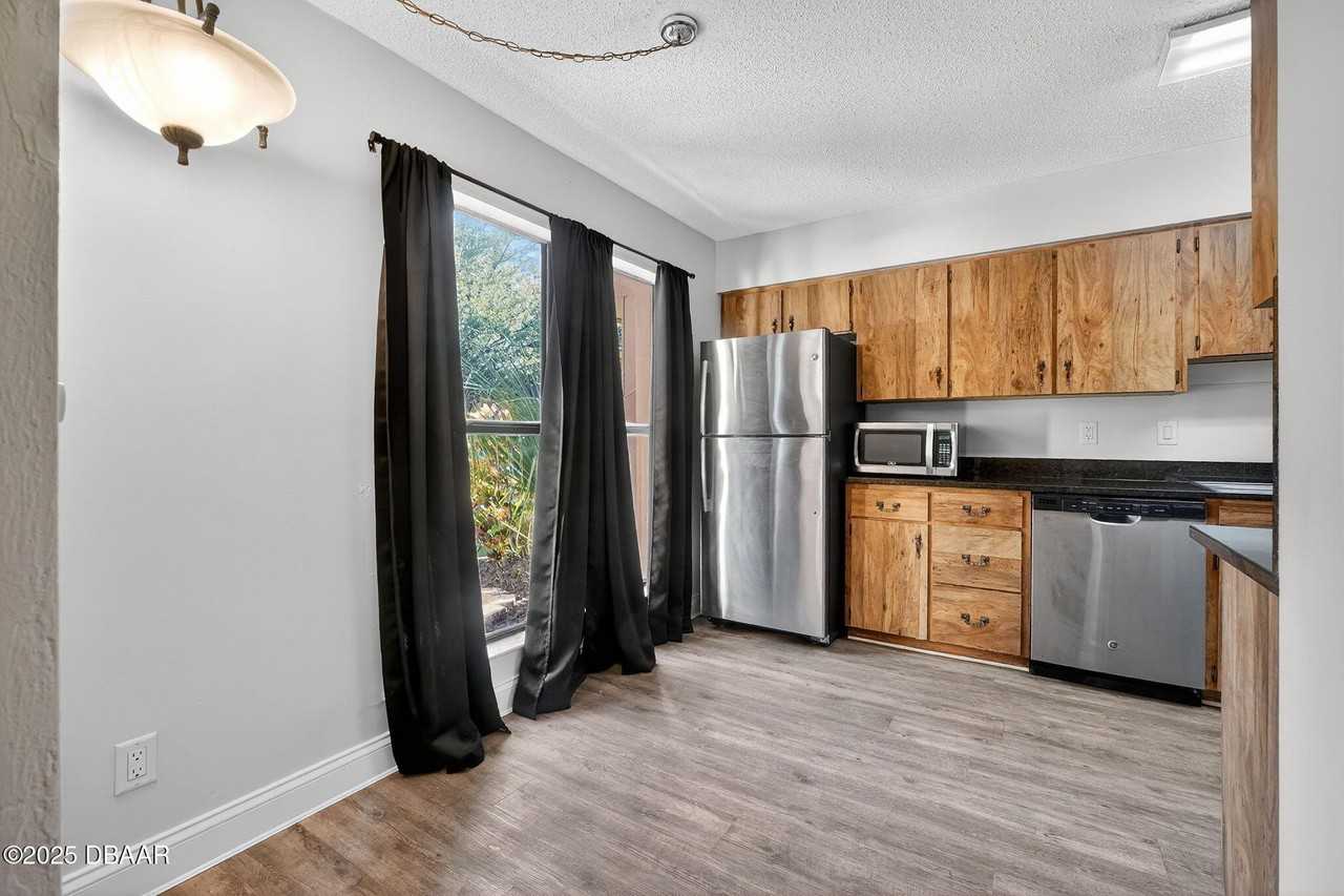 12 Glen Arbor Park - Photo 4 of 22