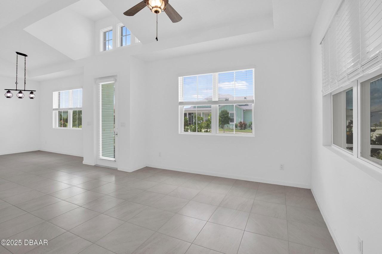 512 Land Shark Boulevard - Photo 7 of 50