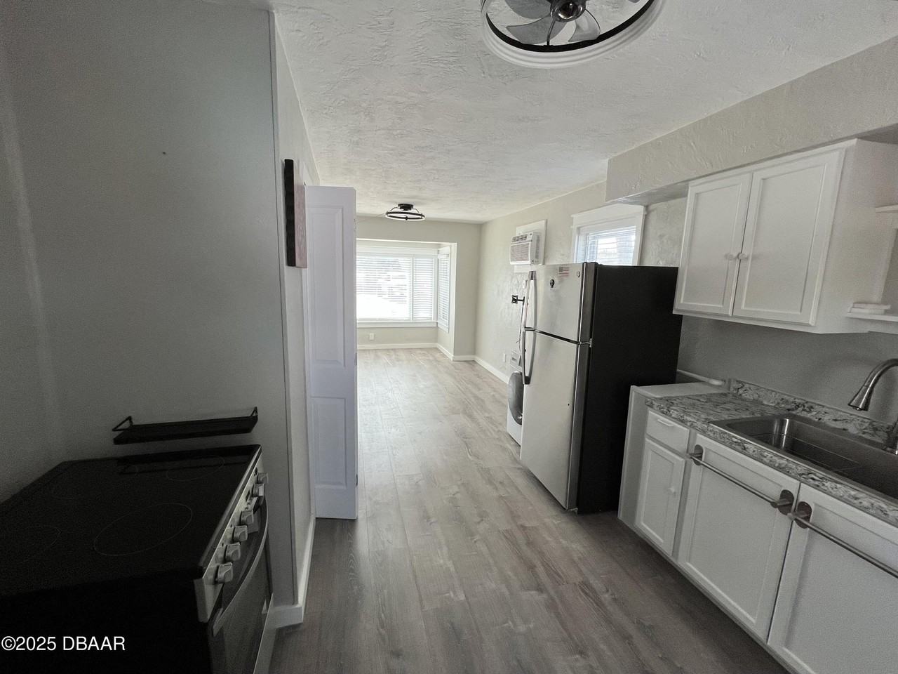 515 Frances Terrace - Photo 6 of 17