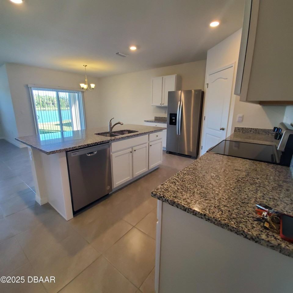 1925 Deep Lake Cir - Photo 2 of 14