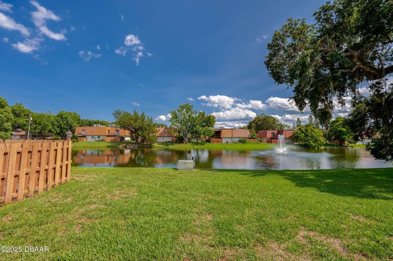 152 Sweetgum Ln - Photo 3 of 32