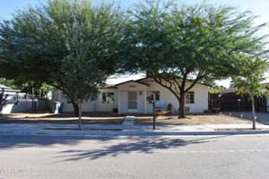 featured image of 256 Yale Ave