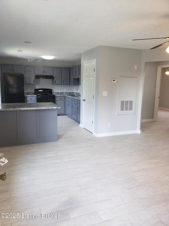 151 East Florence Avenue #201