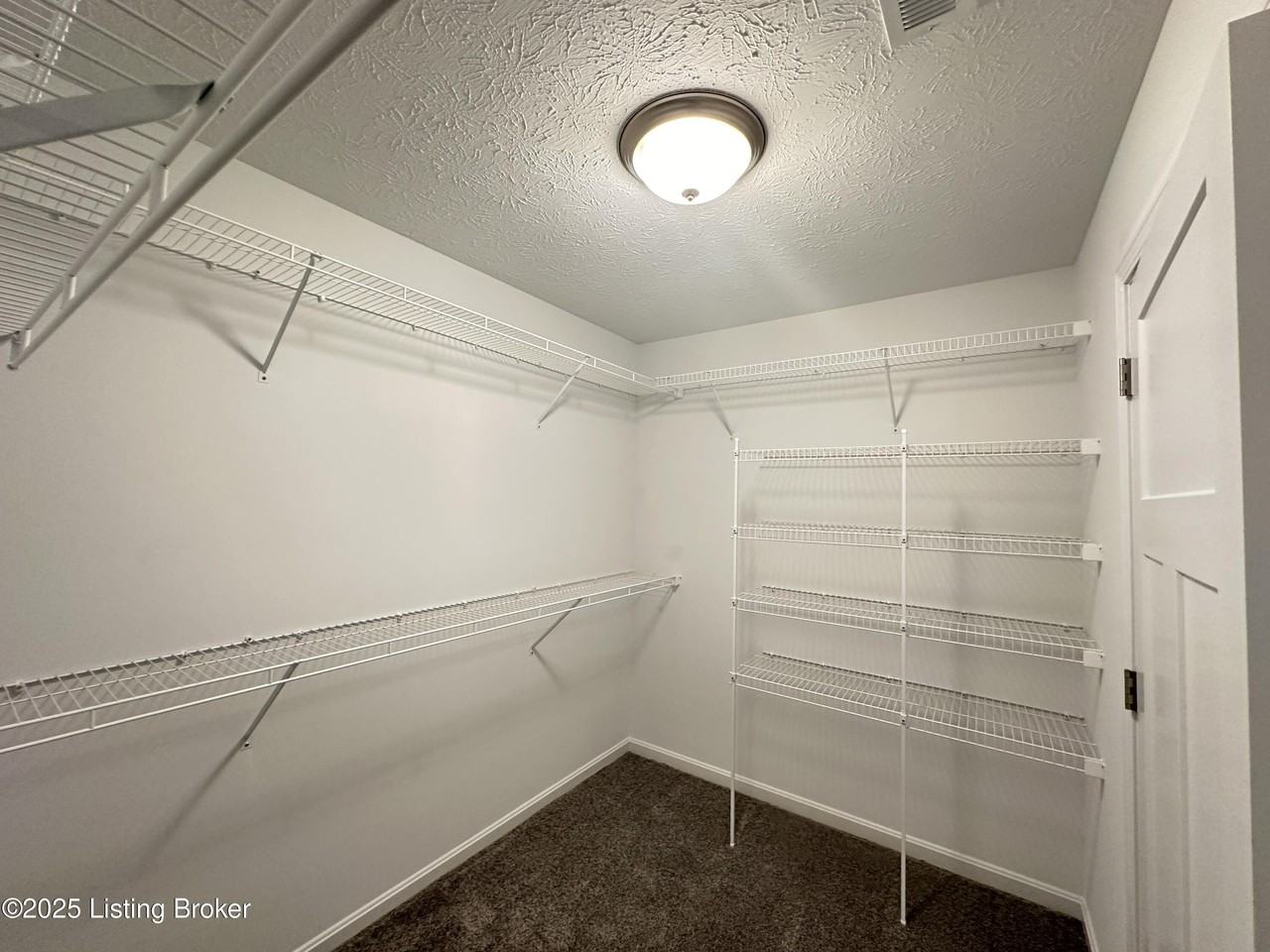 514 Eagle Pointe Drive - Photo 6 of 6