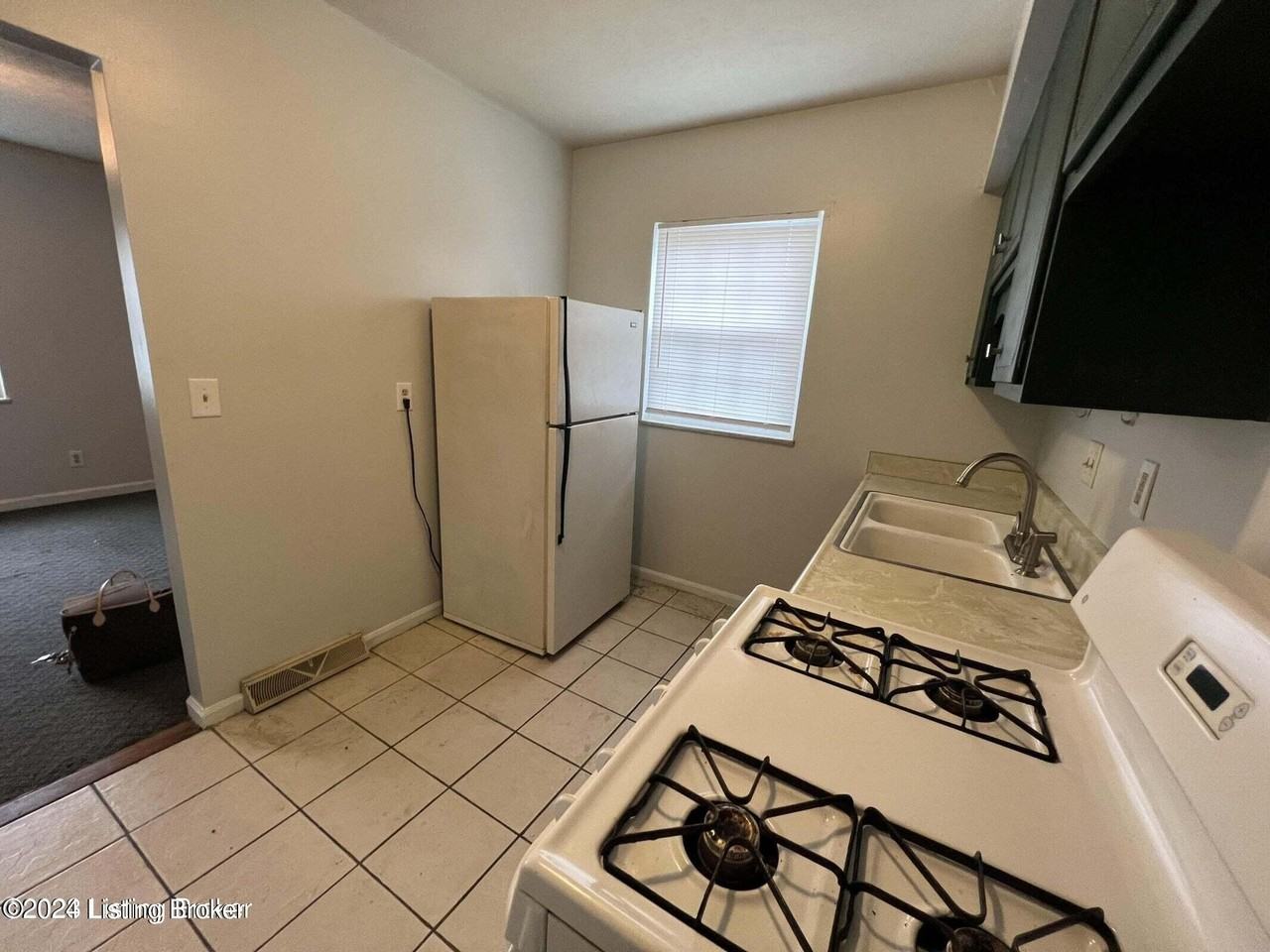 1201 Dewey Street #1 - Photo 4 of 7