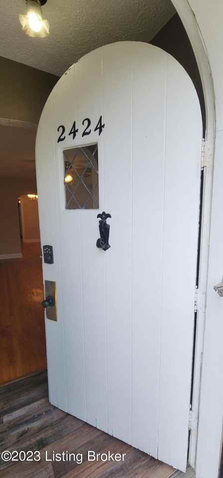 2424 Emil Ave - Photo 6 of 50