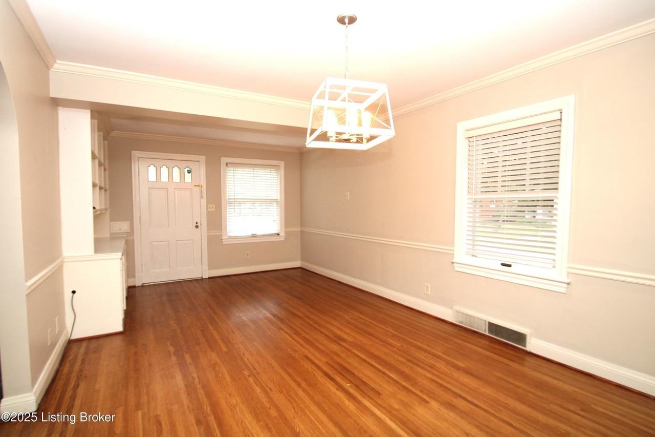 514 Macon Avenue - Photo 4 of 17