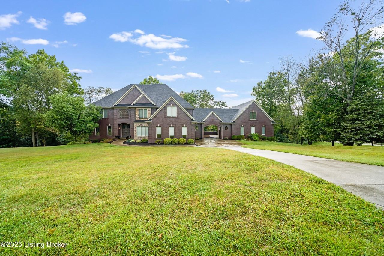 12307 Ridgeview Dr - Photo 2 of 50