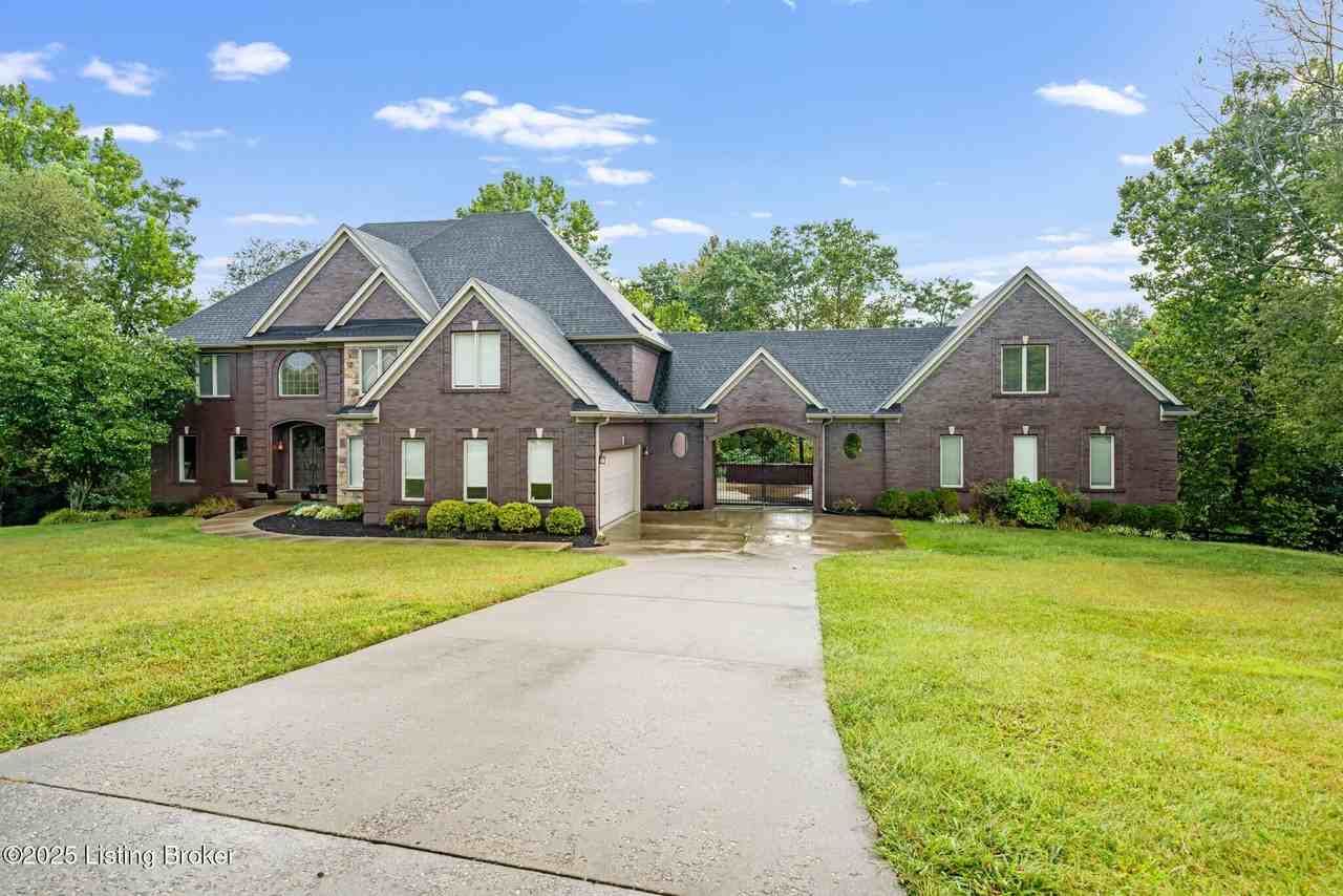 12307 Ridgeview Dr - Photo 4 of 50