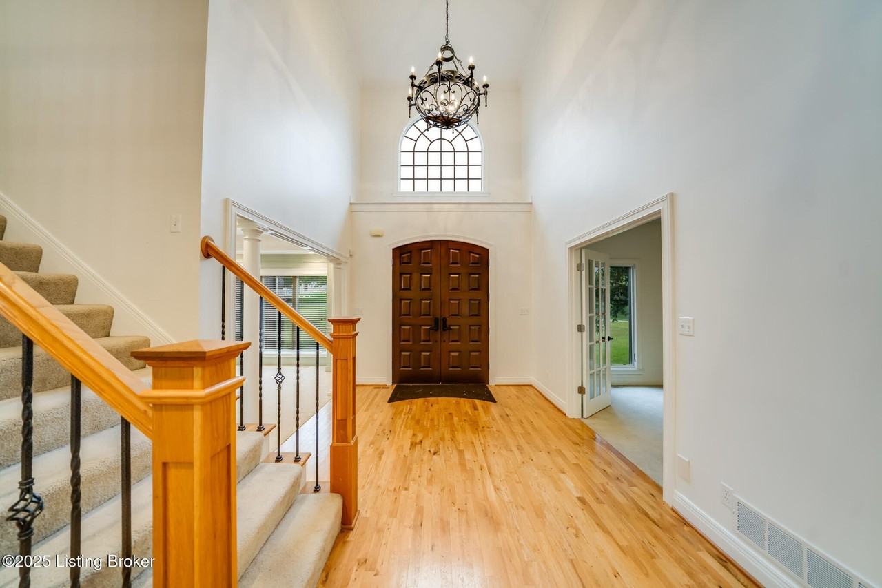 12307 Ridgeview Dr - Photo 7 of 50