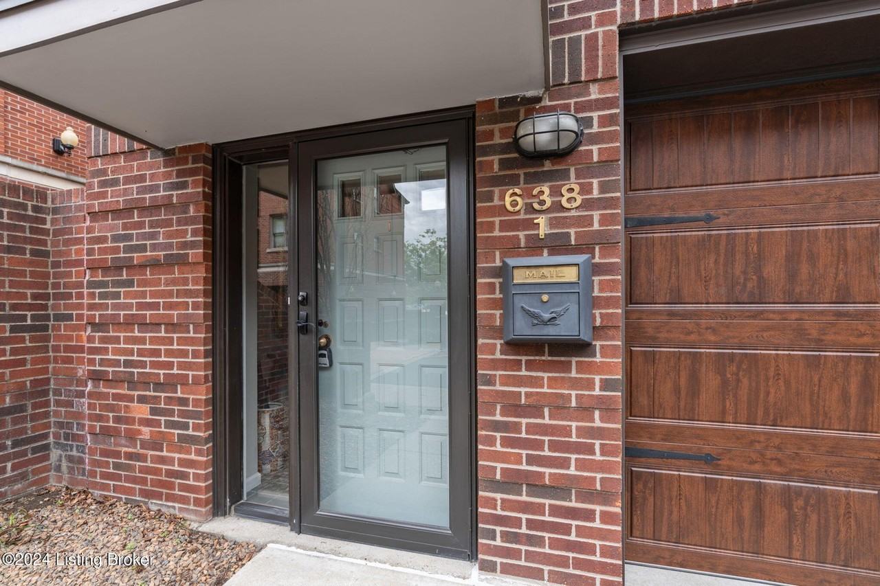 638 S 2nd St Apt 1 #1 - Photo 6 of 48