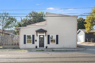 1112 E Oak St - Photo 1 of 1