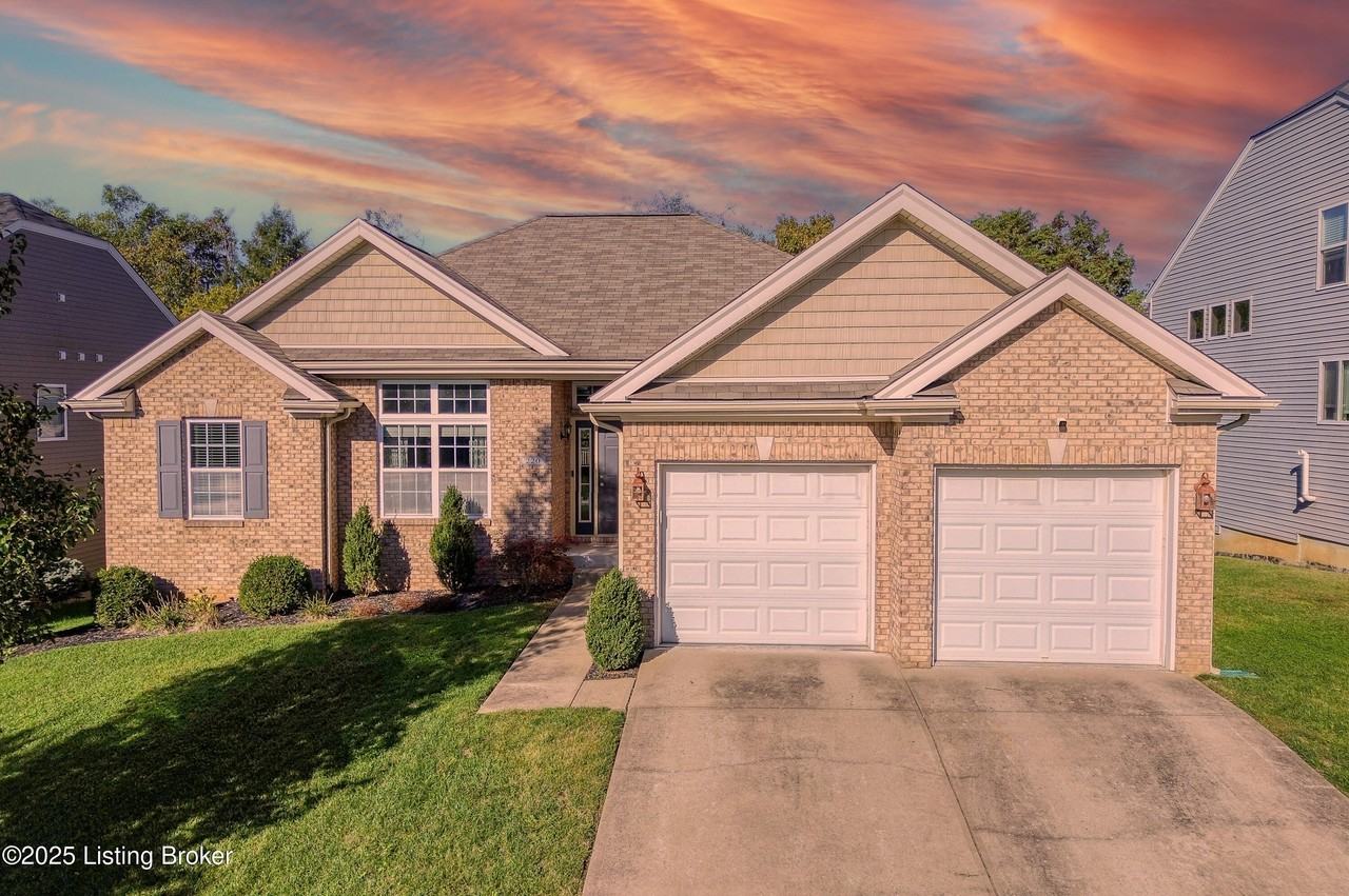 220 Rockcrest Way - Photo 2 of 50