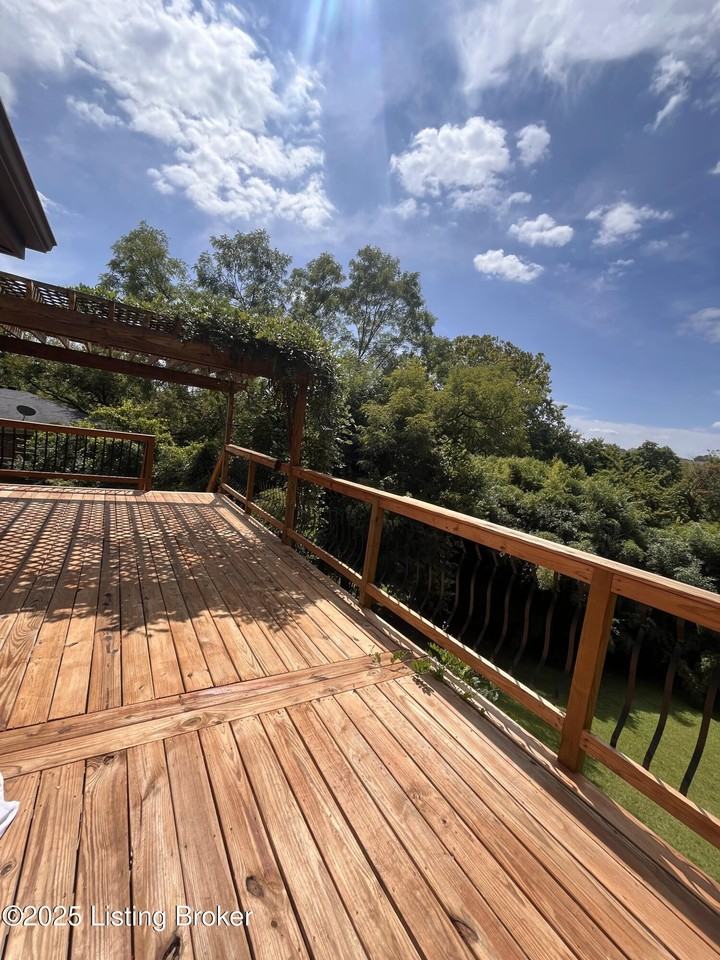 4612 Deepwood Court - Photo 7 of 50