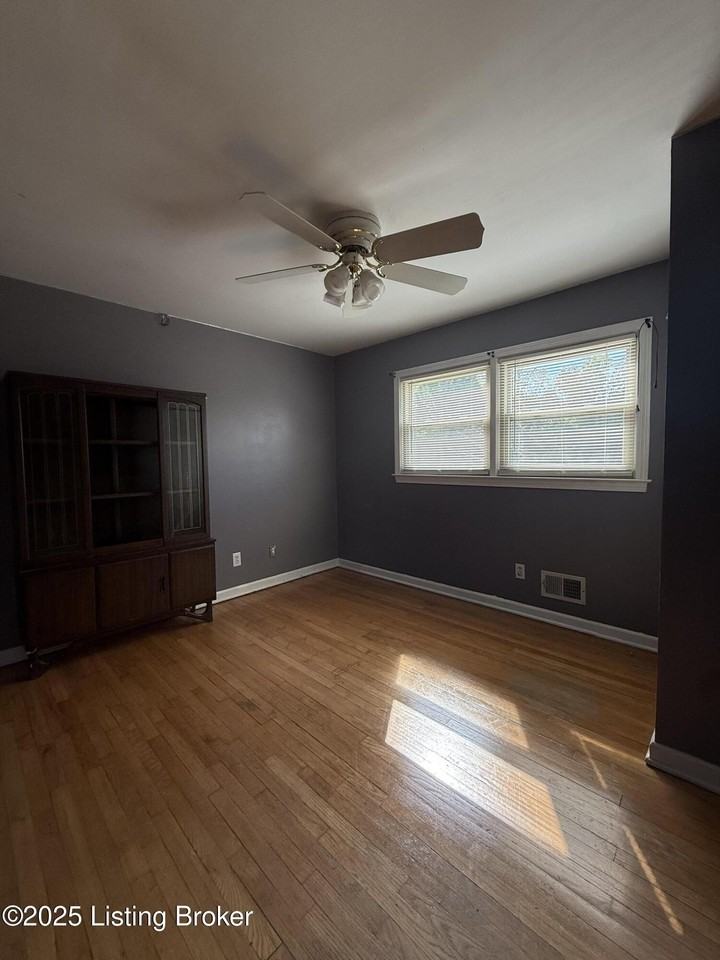 6113 Princess Way - Photo 6 of 12