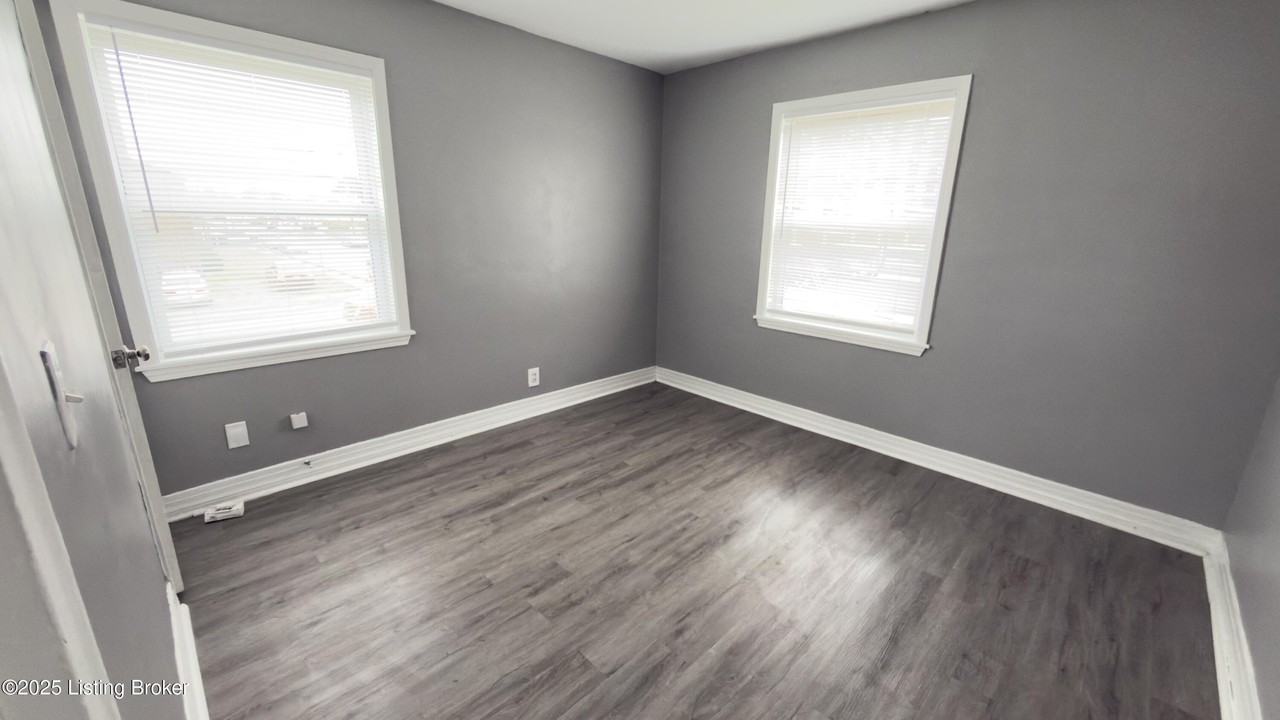 4148 Hillview Avenue #4 - Photo 5 of 7