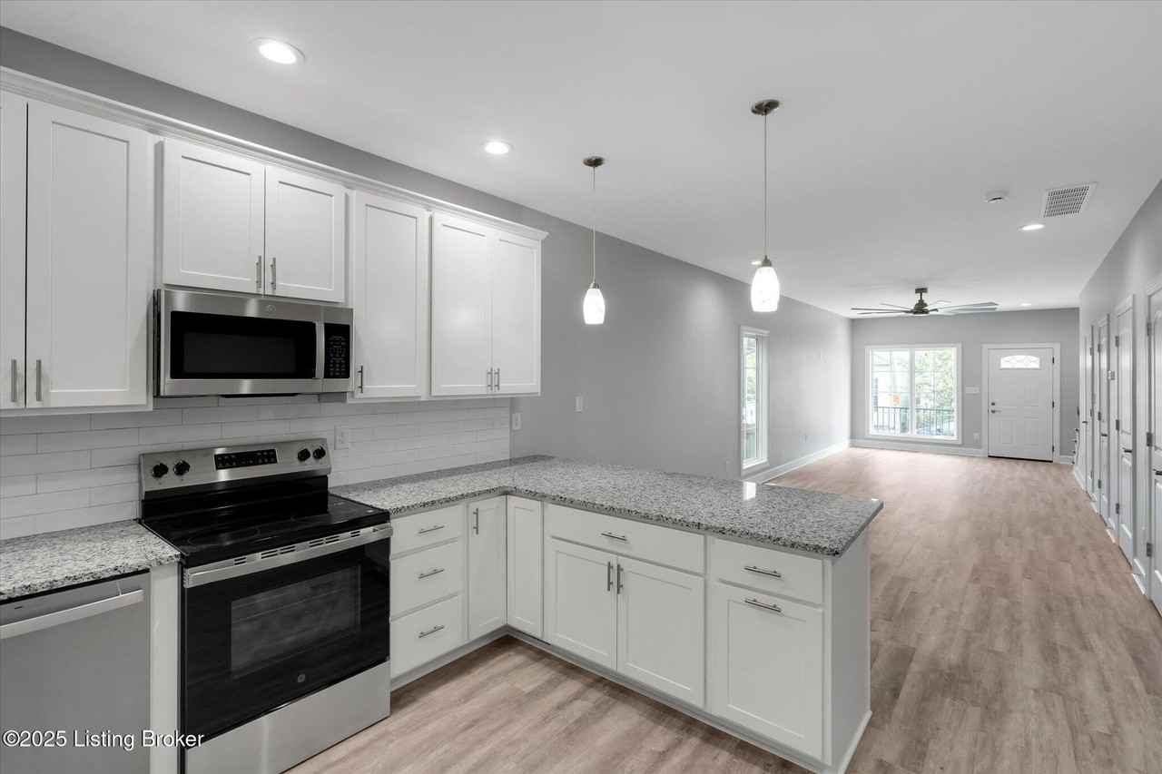 721 Caldwell Street - Photo 7 of 24