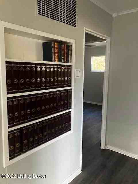 1402 Mark Trail Road - Photo 5 of 15