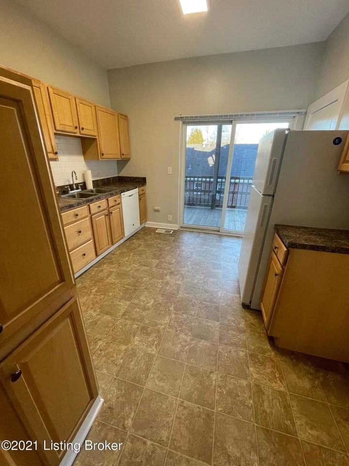 123 North Keats Avenue #B - Photo 2 of 33