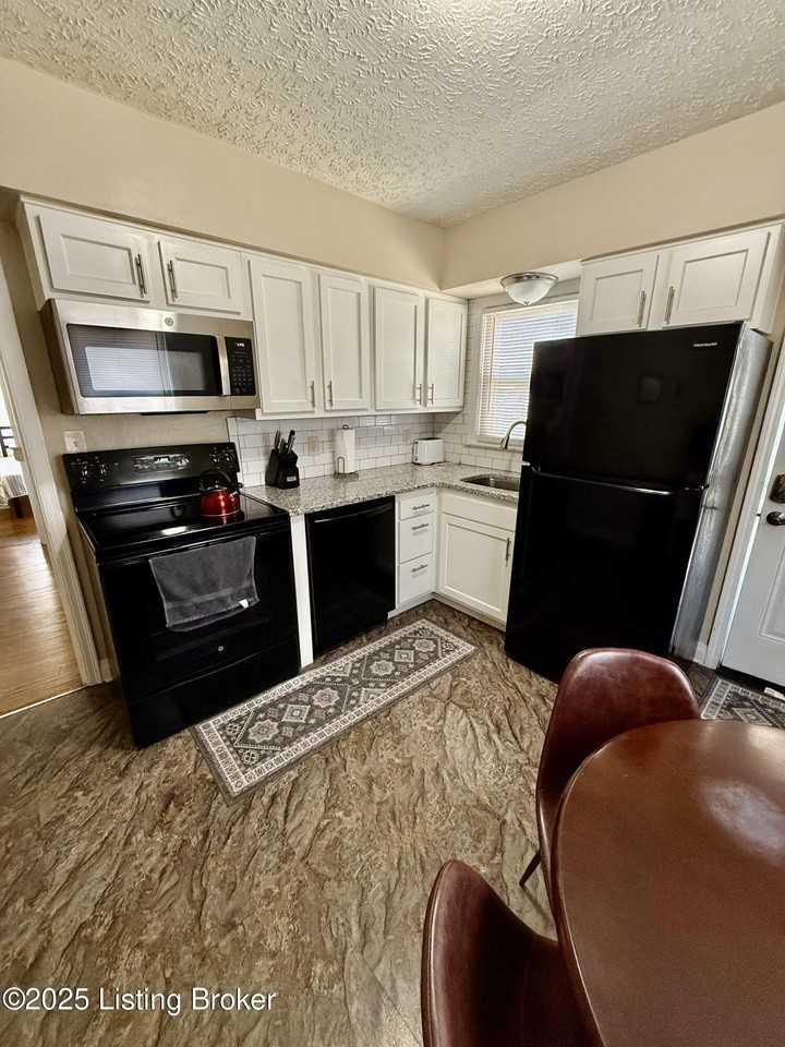 2402 Bradley Avenue #1 - Photo 2 of 13