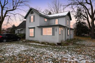 56733 Grand River Ave - Photo 1 of 1