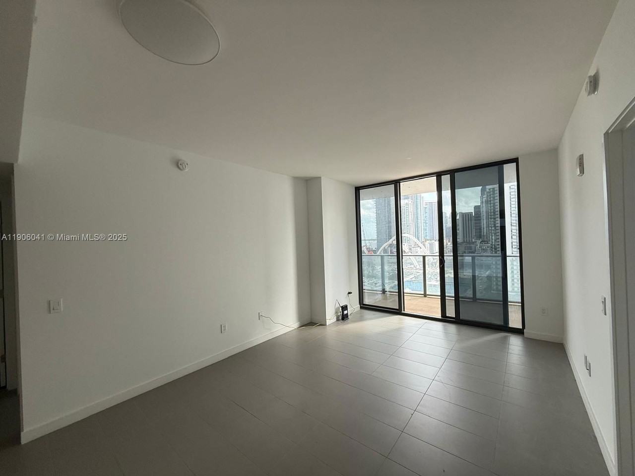 1600 Ne 1st Ave #1909 - Photo 3 of 8