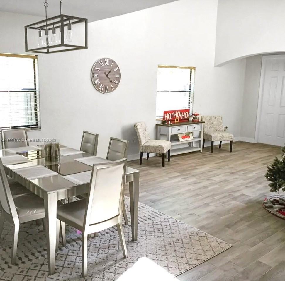 11239 Sw 243rd Ter - Photo 5 of 8