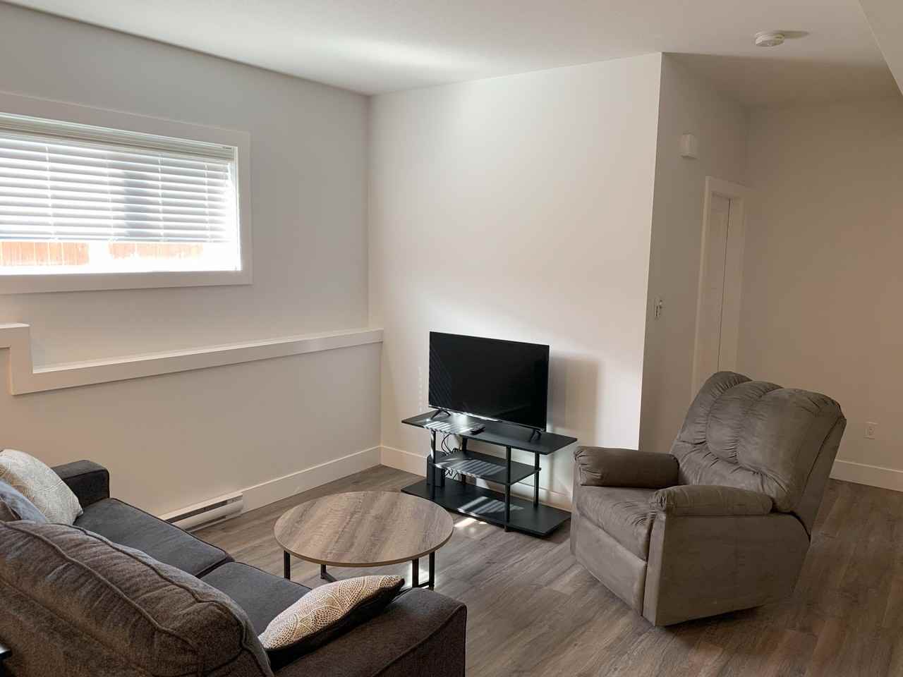 8003 83 Avenue - Photo 3 of 8