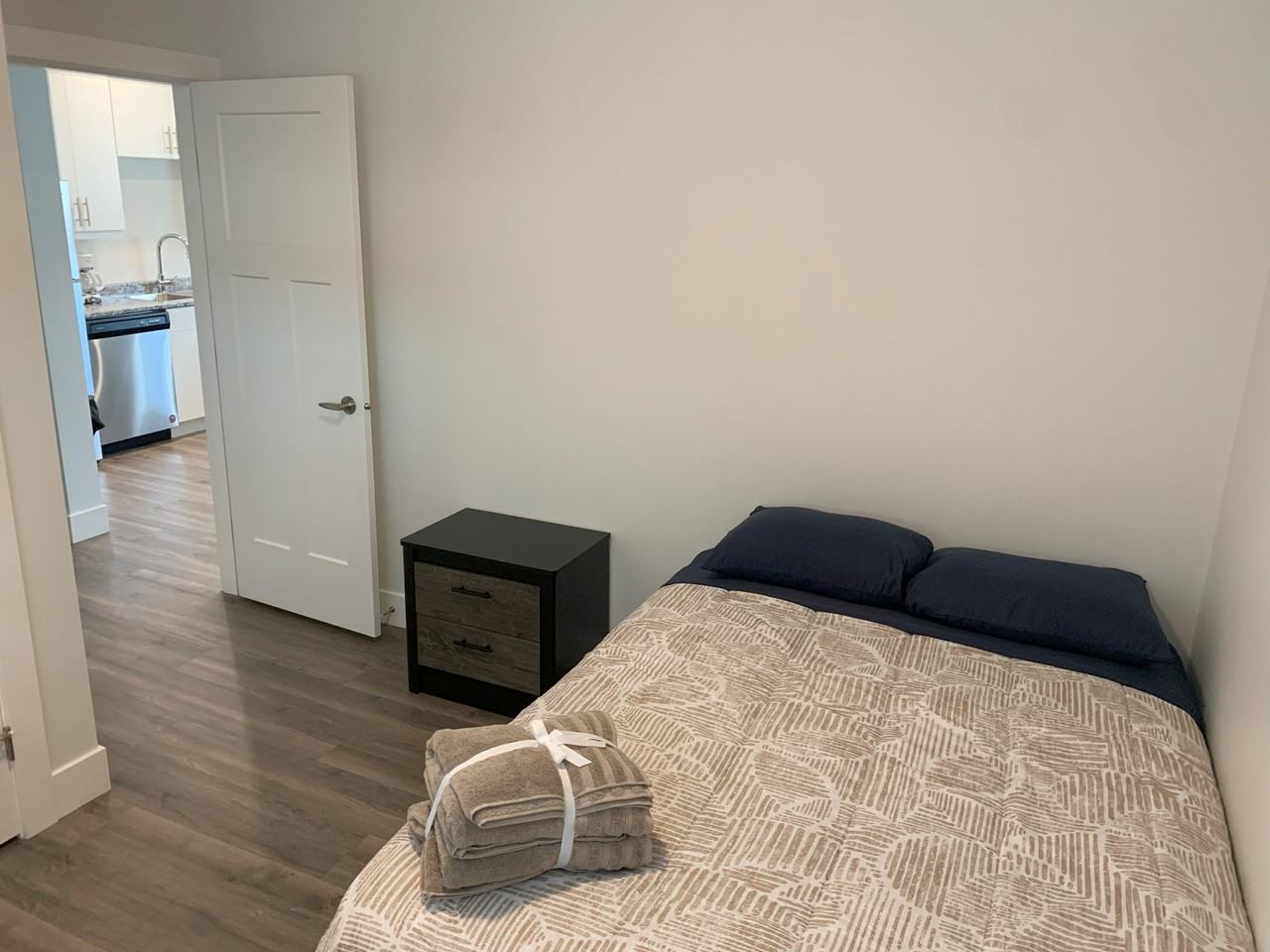 8003 83 Avenue - Photo 5 of 8