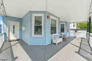 featured image of 76 Lafayette Ave #3